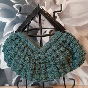 Super cute Crocheted/knitted handbag